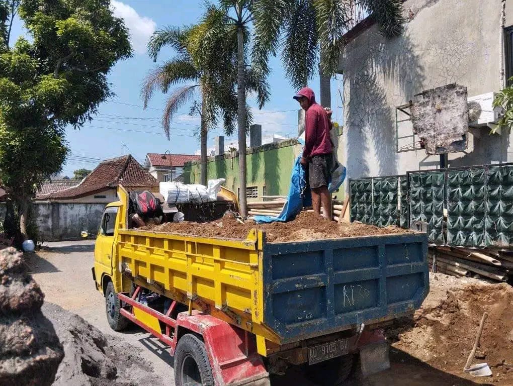 Jasa Urug Jogja Siap Kerja dengan Armada Lengkap dan Tenaga Berpengalaman